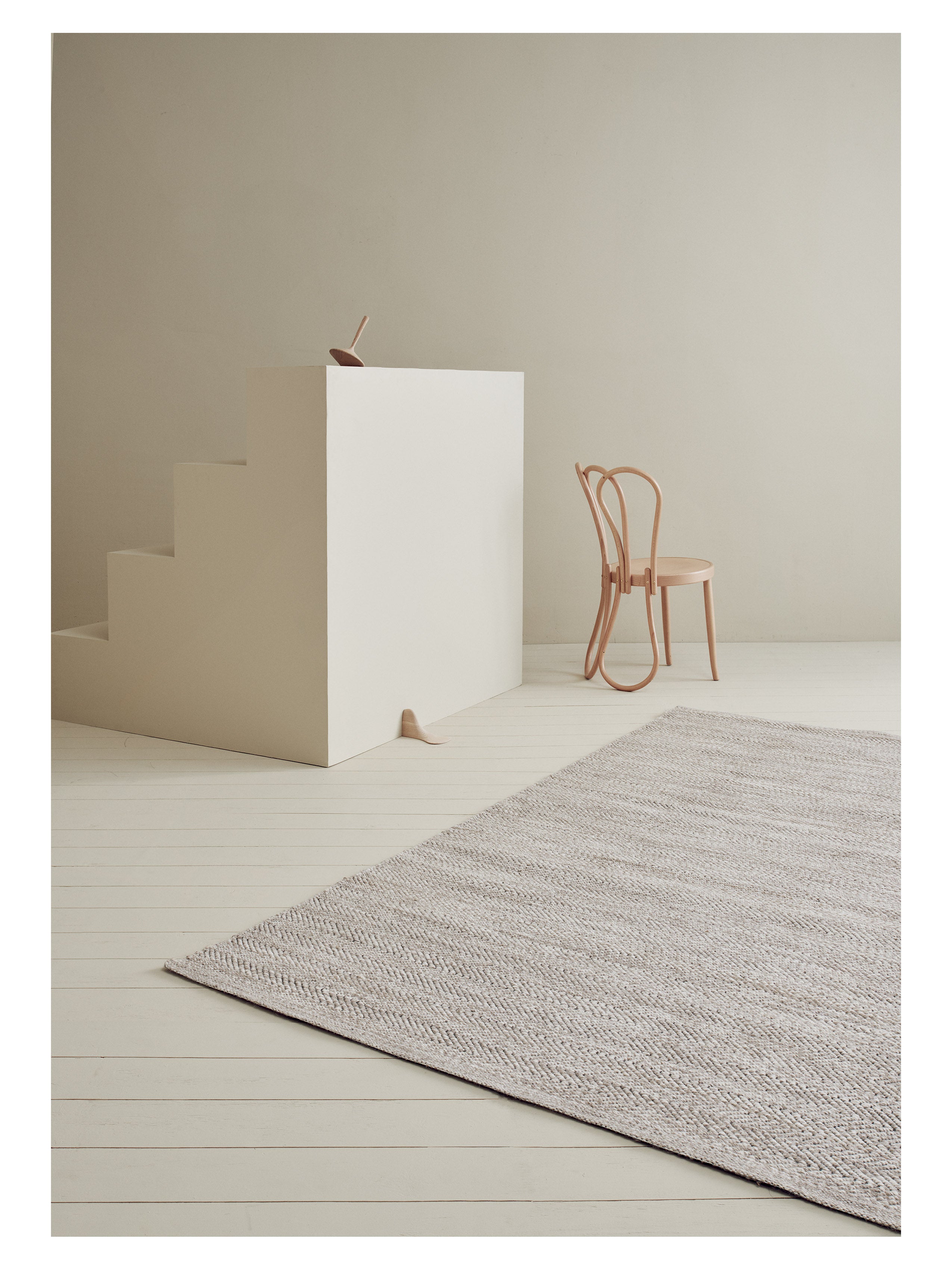 Lia – Linie Design