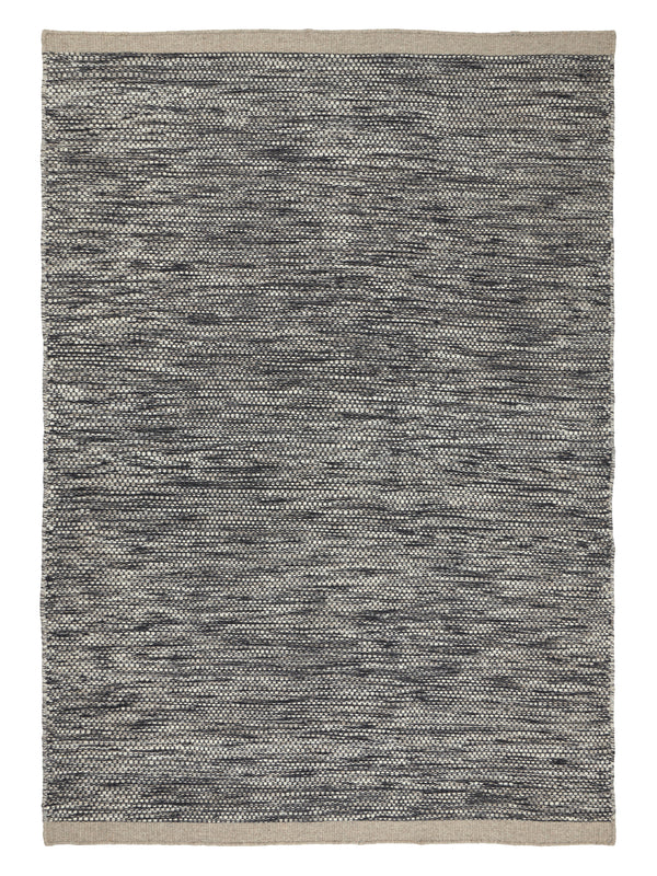 The Classic rugs by Linie Design