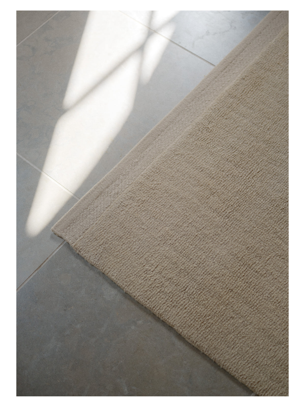 3302170_2_Hushed_Frame_beige_L